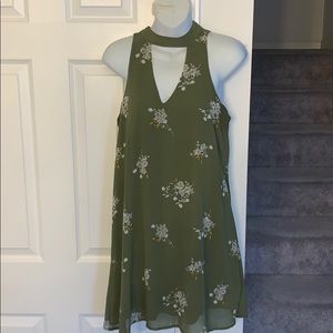 ❤️‍🔥2/$15! Olive green dress 💚